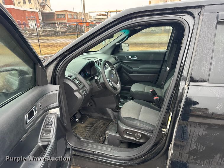 image for item FB0923 2015 Ford Explorer Police SUV