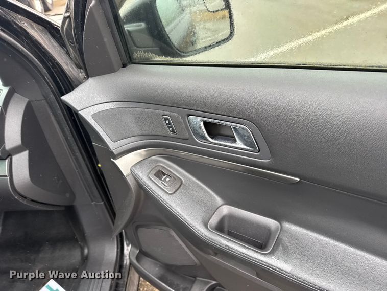 image for item FB0923 2015 Ford Explorer Police SUV