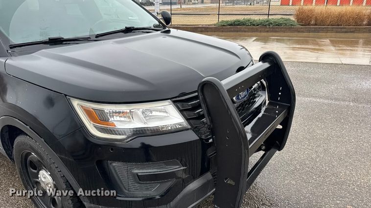 image for item FB0924 2017 Ford Explorer Police SUV