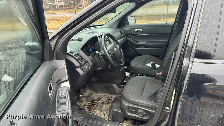 image for item FB0924 2017 Ford Explorer Police SUV