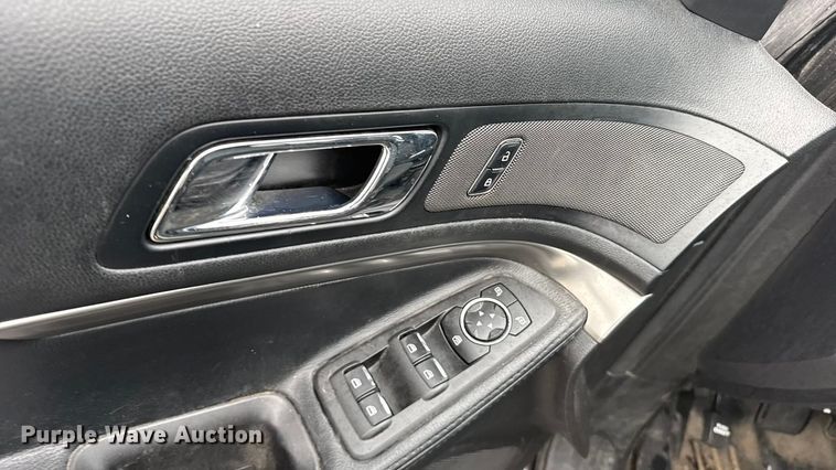 image for item FB0924 2017 Ford Explorer Police SUV