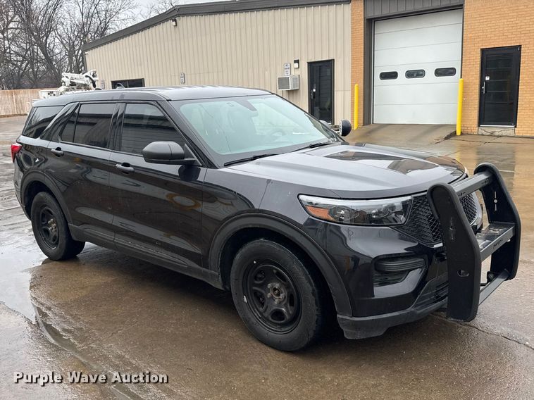 image for item FB0927 2020 Ford Explorer Police SUV