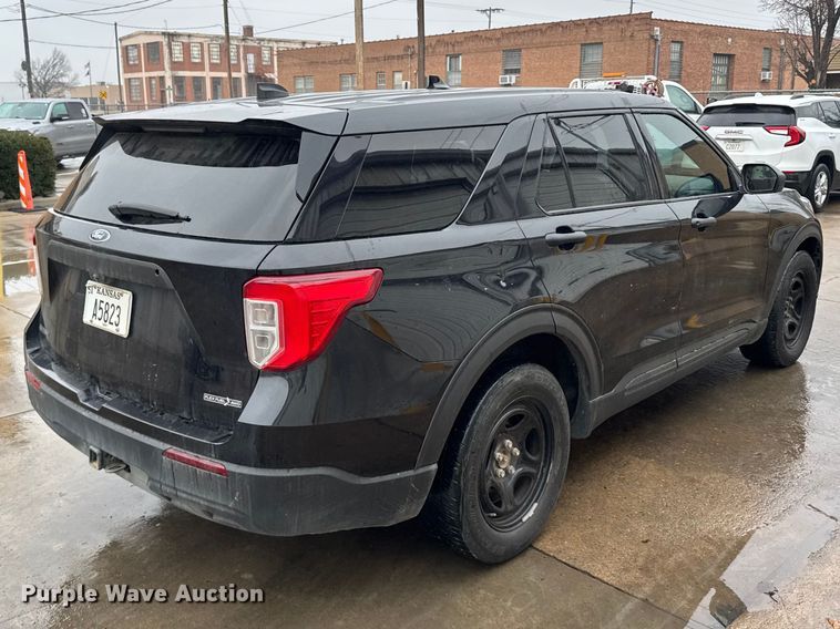 image for item FB0927 2020 Ford Explorer Police SUV