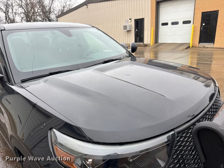 image for item FB0927 2020 Ford Explorer Police SUV