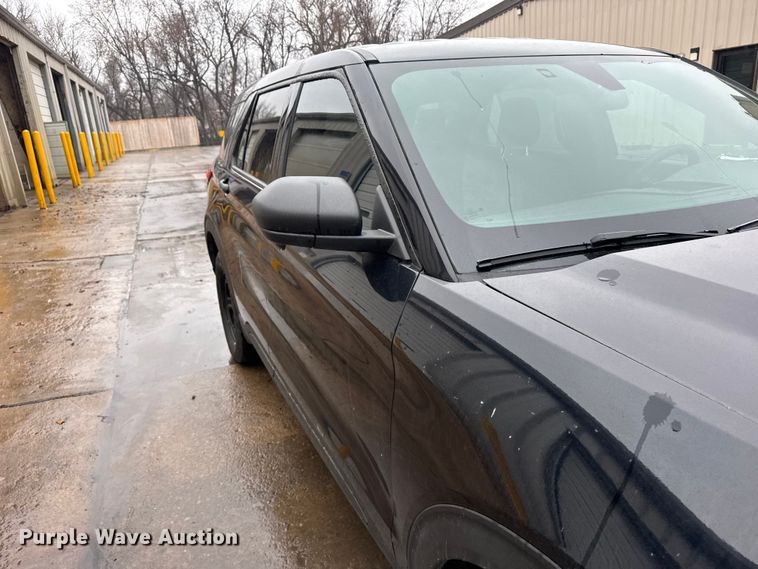 image for item FB0927 2020 Ford Explorer Police SUV