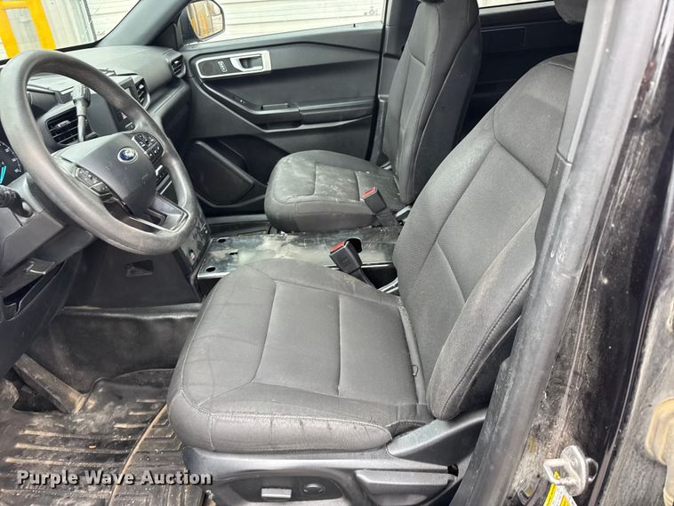 image for item FB0927 2020 Ford Explorer Police SUV