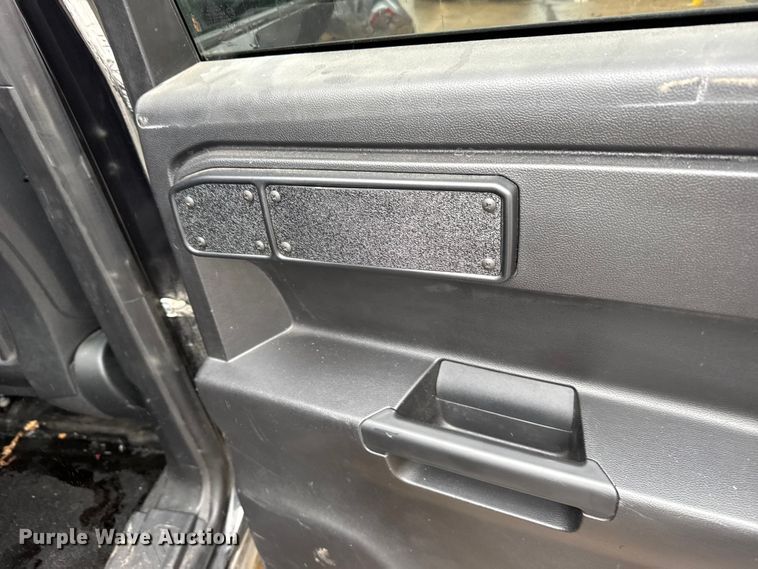 image for item FB0927 2020 Ford Explorer Police SUV