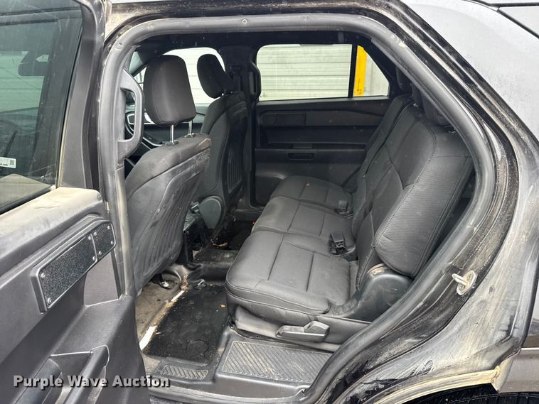 image for item FB0927 2020 Ford Explorer Police SUV