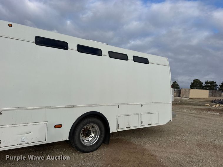 image for item FB0939 2008 Freightliner Business class M2 shuttle bus