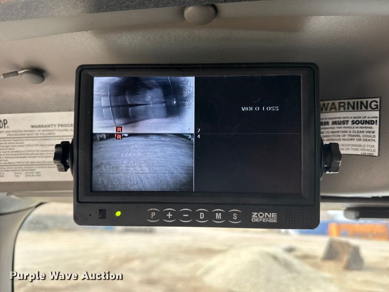 image for item FB0939 2008 Freightliner Business class M2 shuttle bus