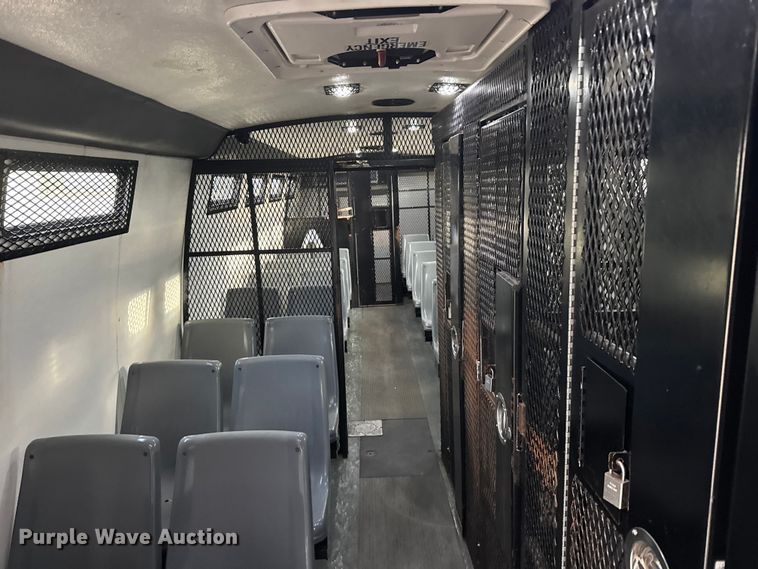 image for item FB0939 2008 Freightliner Business class M2 shuttle bus