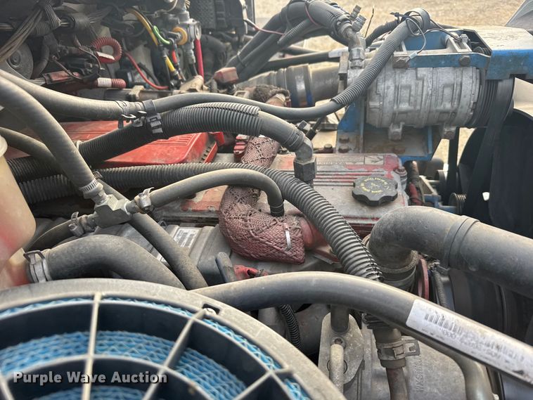 image for item FB0939 2008 Freightliner Business class M2 shuttle bus