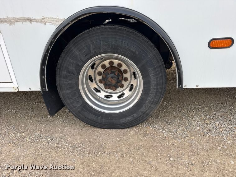 image for item FB0939 2008 Freightliner Business class M2 shuttle bus