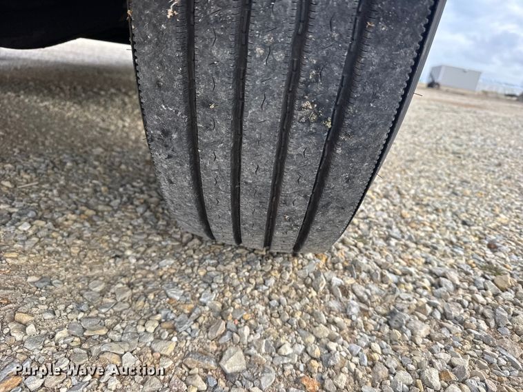 image for item FB0939 2008 Freightliner Business class M2 shuttle bus