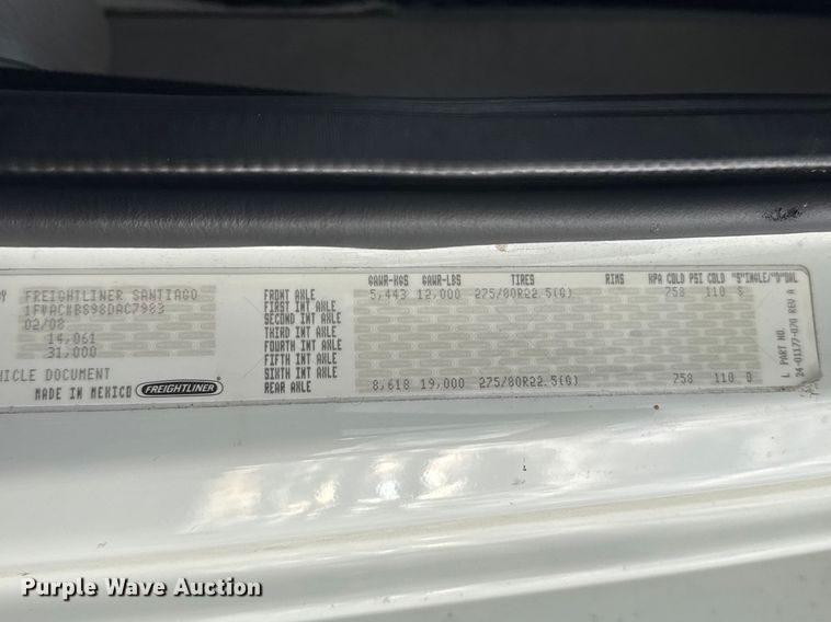 image for item FB0939 2008 Freightliner Business class M2 shuttle bus