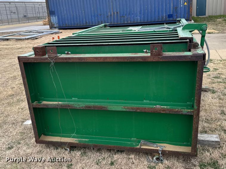 image for item FB0942 PTR carboard baler