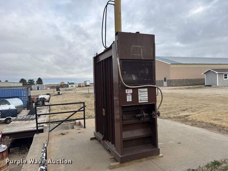 image for item FB0943 SP industries VB-60-E cardboard baler