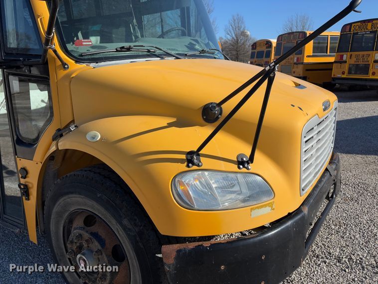 image for item FB3135 2008 Freightliner B2 school bus