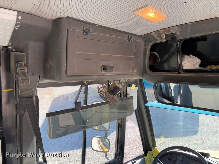 image for item FB3135 2008 Freightliner B2 school bus