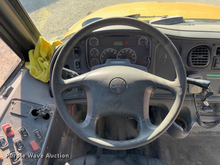 image for item FB3135 2008 Freightliner B2 school bus