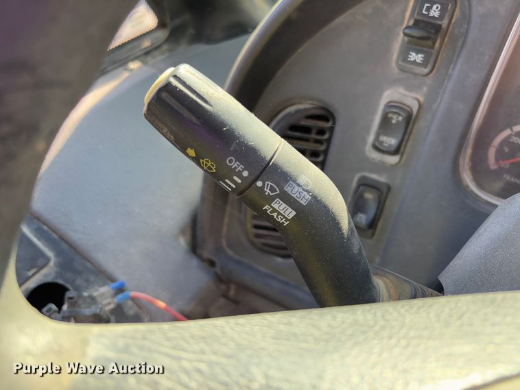 image for item FB3135 2008 Freightliner B2 school bus