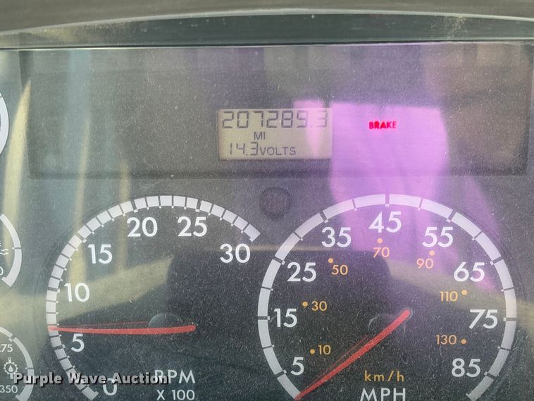 image for item FB3135 2008 Freightliner B2 school bus