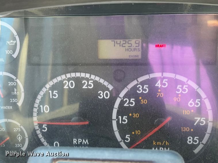 image for item FB3135 2008 Freightliner B2 school bus