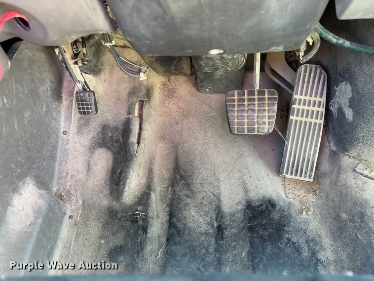 image for item FB3135 2008 Freightliner B2 school bus