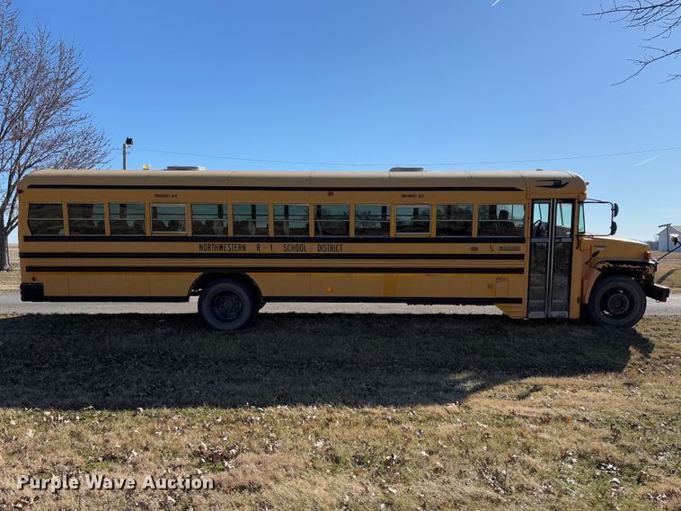 image for item FB3136 2001 Chevrolet Blue Bird school bus