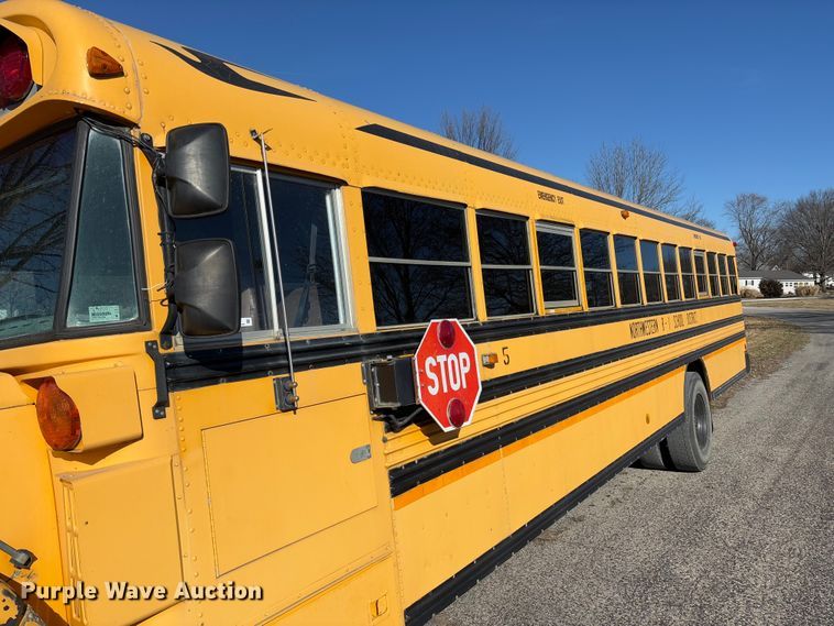 image for item FB3136 2001 Chevrolet Blue Bird school bus