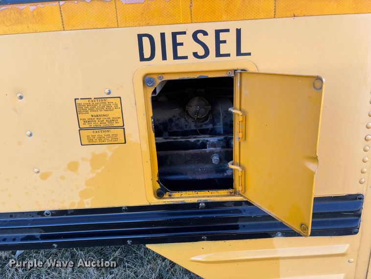 image for item FB3136 2001 Chevrolet Blue Bird school bus