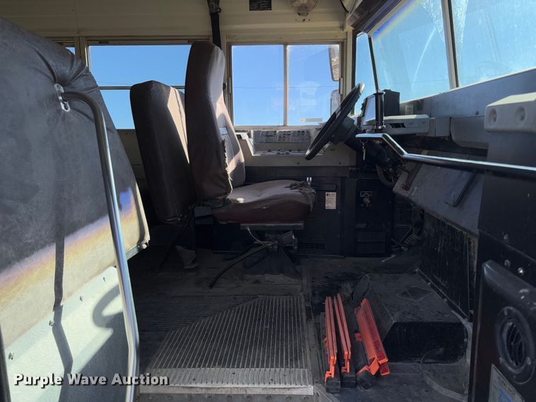 image for item FB3136 2001 Chevrolet Blue Bird school bus