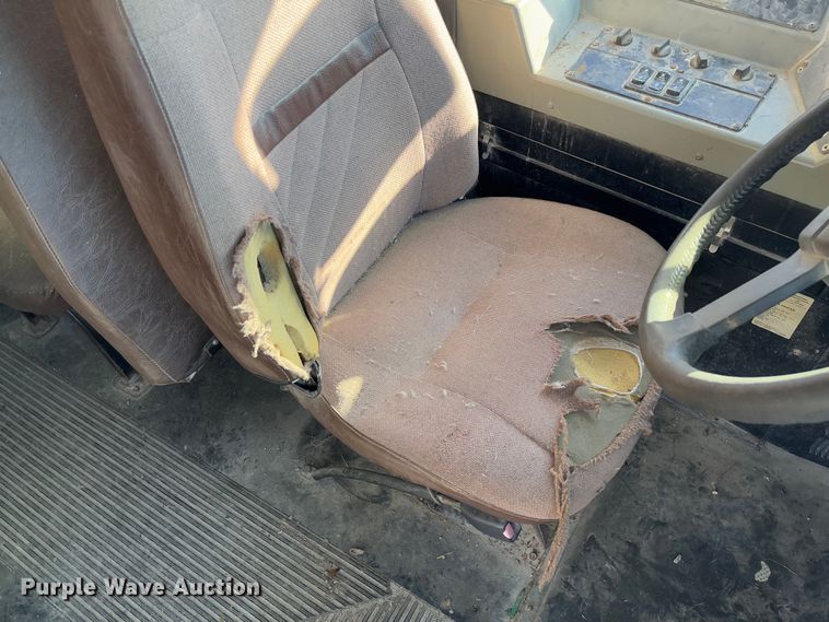 image for item FB3136 2001 Chevrolet Blue Bird school bus