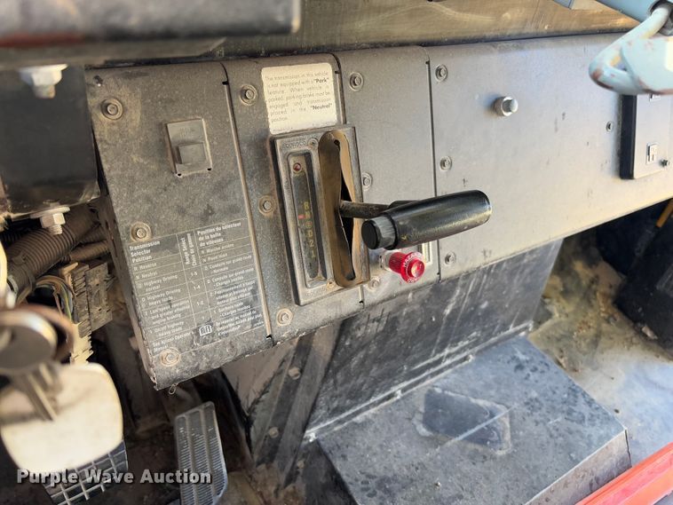 image for item FB3136 2001 Chevrolet Blue Bird school bus