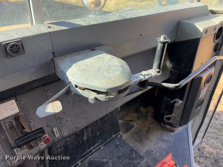 image for item FB3136 2001 Chevrolet Blue Bird school bus