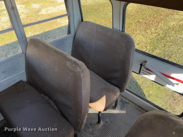 image for item FB3136 2001 Chevrolet Blue Bird school bus