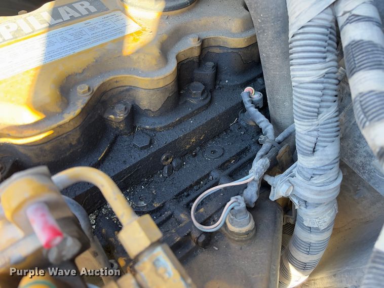 image for item FB3136 2001 Chevrolet Blue Bird school bus