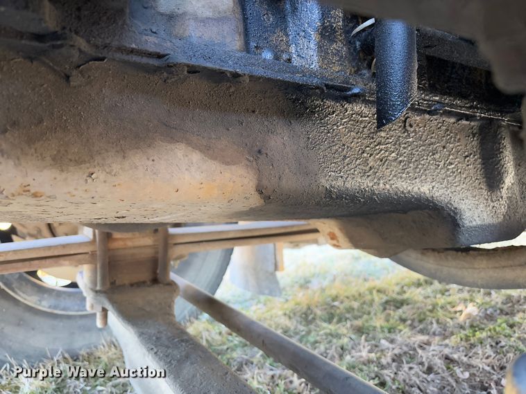 image for item FB3136 2001 Chevrolet Blue Bird school bus