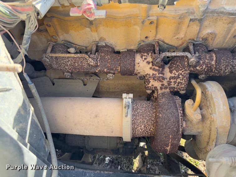 image for item FB3136 2001 Chevrolet Blue Bird school bus