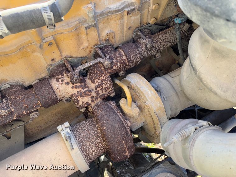 image for item FB3136 2001 Chevrolet Blue Bird school bus