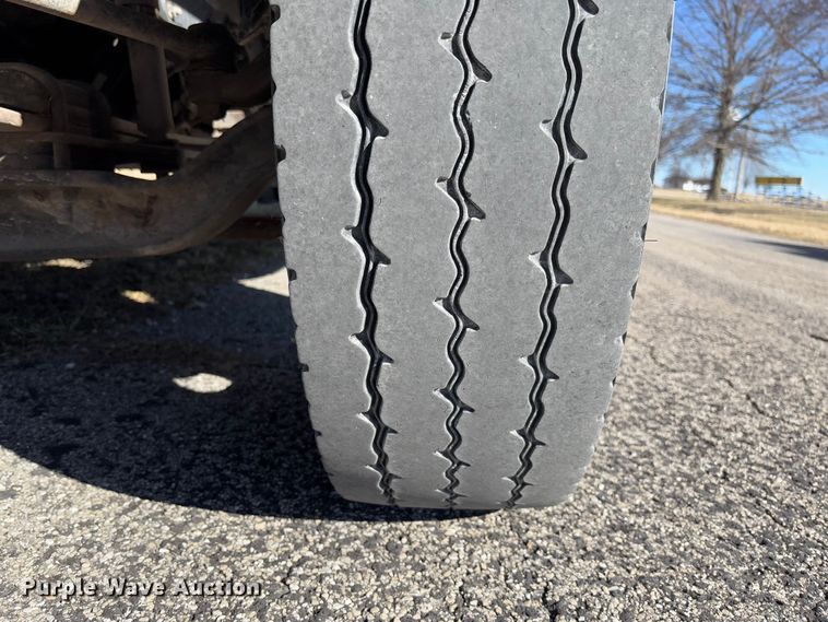 image for item FB3136 2001 Chevrolet Blue Bird school bus