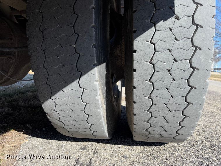 image for item FB3136 2001 Chevrolet Blue Bird school bus