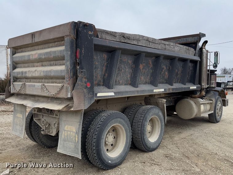image for item FB3150 1989 Peterbilt 378 dump truck