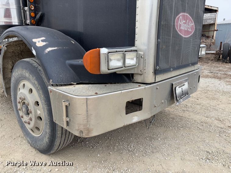 image for item FB3150 1989 Peterbilt 378 dump truck