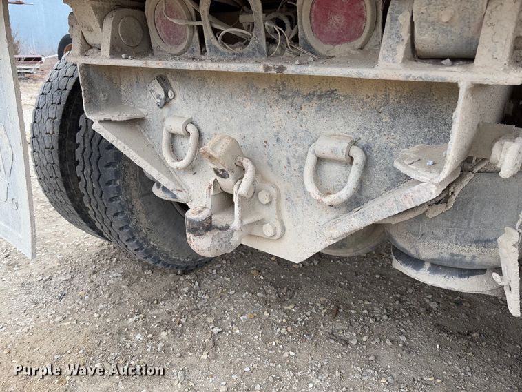 image for item FB3150 1989 Peterbilt 378 dump truck