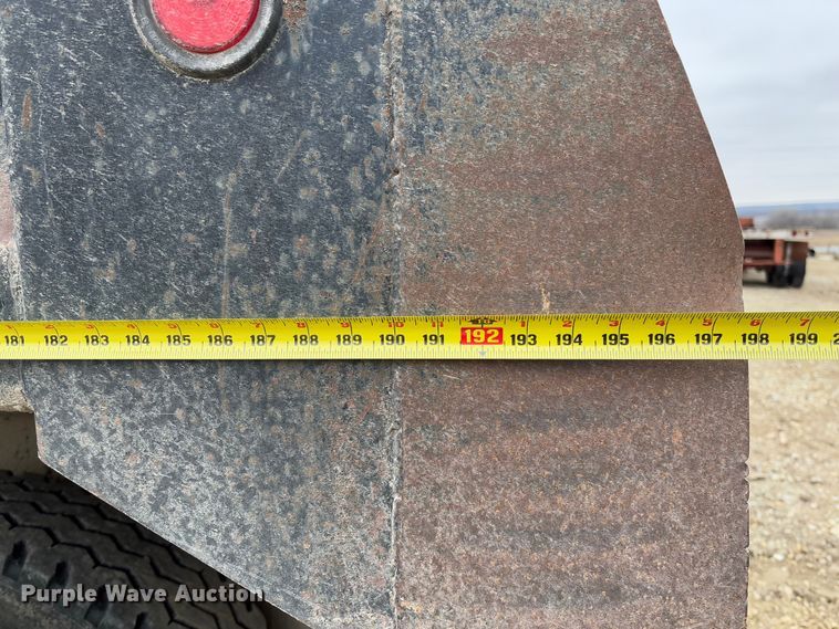 image for item FB3150 1989 Peterbilt 378 dump truck