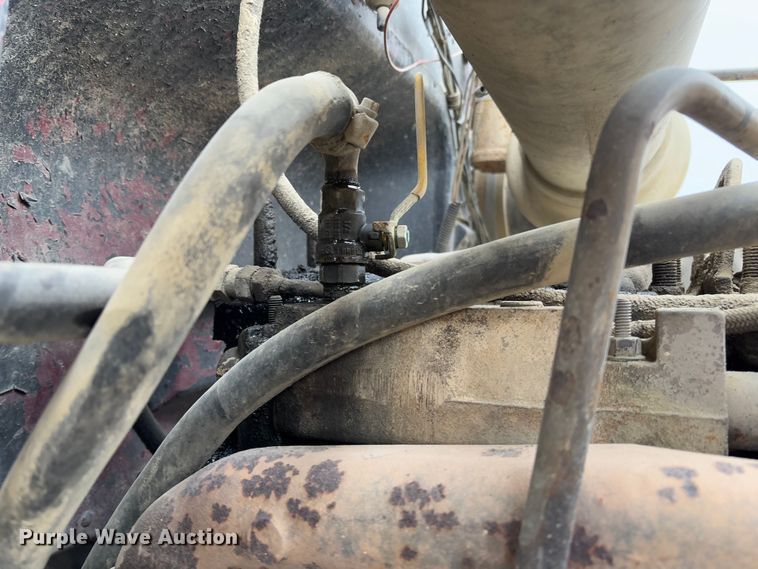 image for item FB3150 1989 Peterbilt 378 dump truck