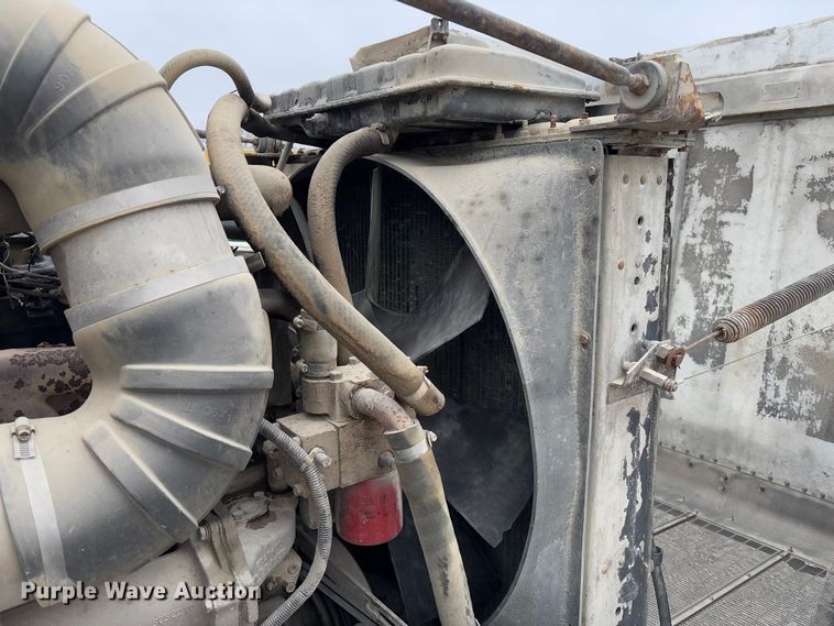 image for item FB3150 1989 Peterbilt 378 dump truck