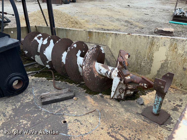 image for item FB3153 Auger