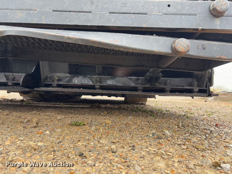 image for item FB3171 2001 Caterpillar AP-650B paver